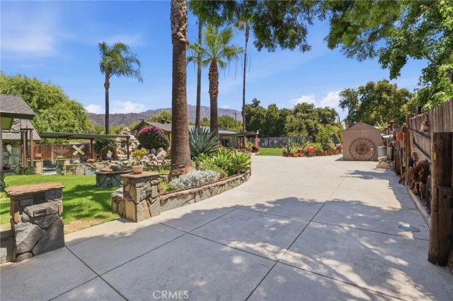 310 S Mountain Avenue, Monrovia, CA 91016