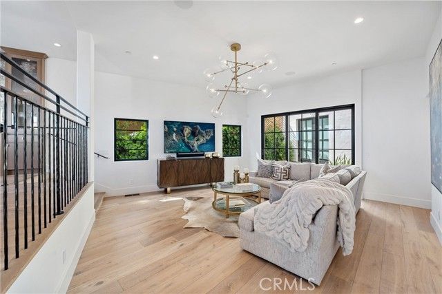 250 High Drive, Laguna Beach, CA 92651