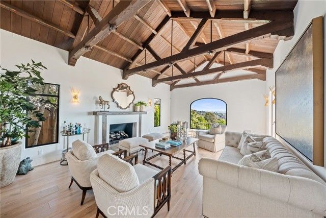 250 High Drive, Laguna Beach, CA 92651