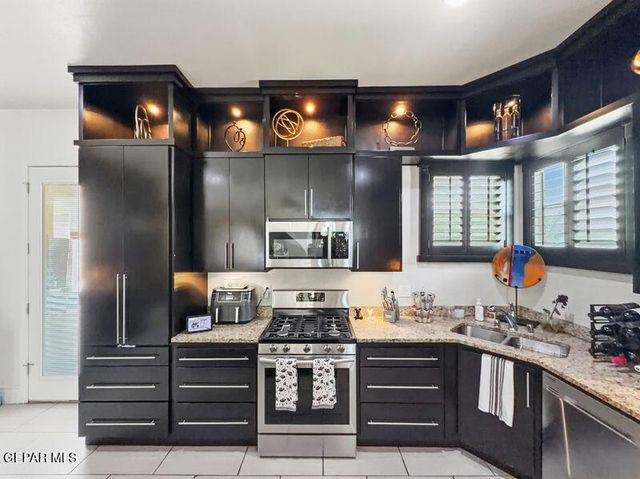 3130 RED VELVET Place, El Paso, TX 79938