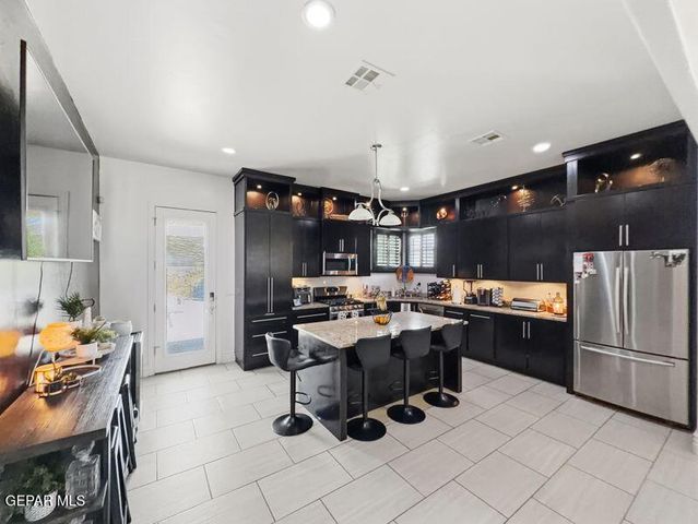 3130 RED VELVET Place, El Paso, TX 79938