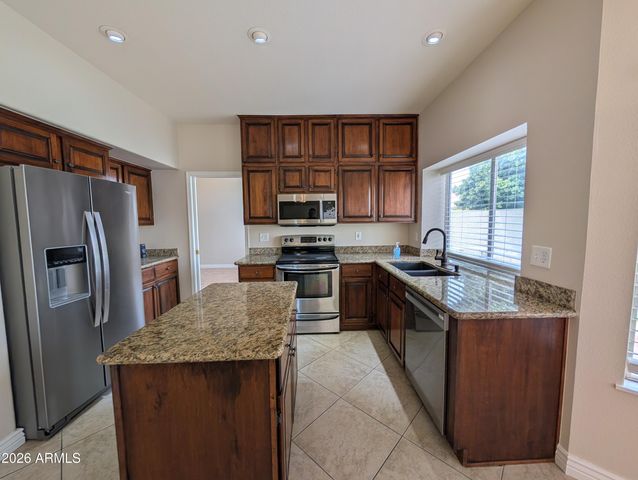 15219 S 47TH Street, Phoenix, AZ 85044