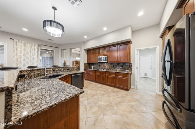 15491 W MEADOWBROOK Avenue, Goodyear, AZ 85395