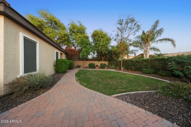 15491 W MEADOWBROOK Avenue, Goodyear, AZ 85395