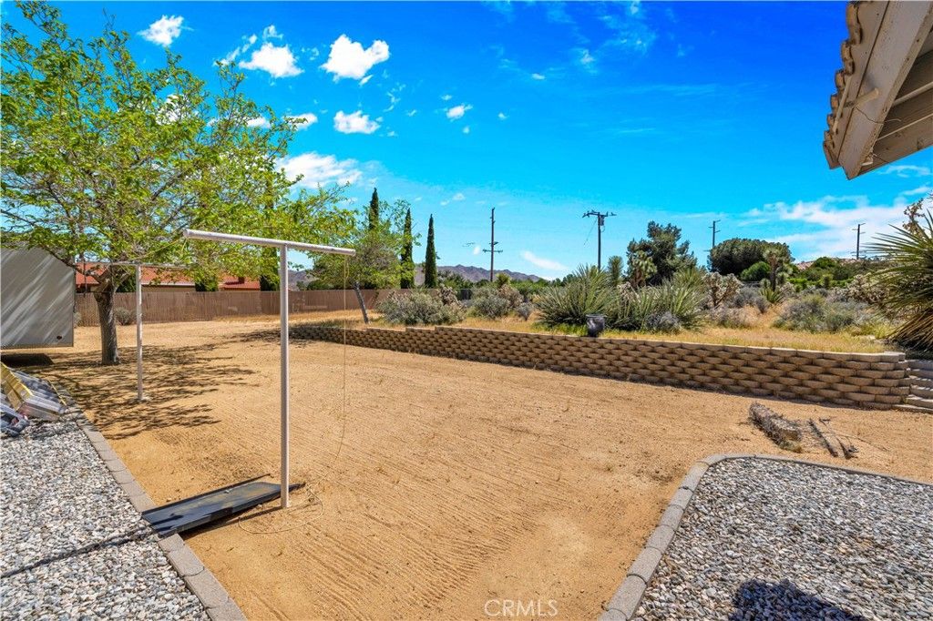 Image 32 of property listing at 58453 Lisbon Drive, Yucca Valley, CA 92284