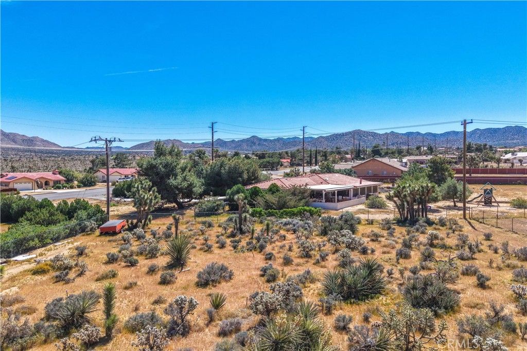 Image 37 of property listing at 58453 Lisbon Drive, Yucca Valley, CA 92284