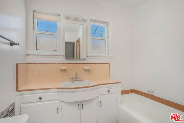 4259 Cahuenga Boulevard, Toluca Lake (los Angeles), CA 91602