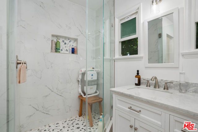 4259 Cahuenga Boulevard, Toluca Lake (los Angeles), CA 91602
