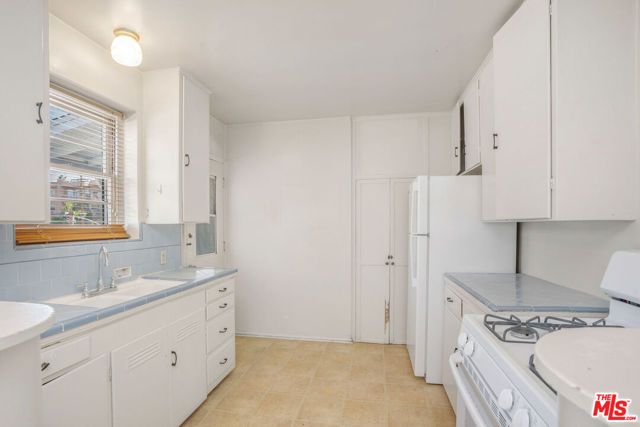4259 Cahuenga Boulevard, Toluca Lake (los Angeles), CA 91602
