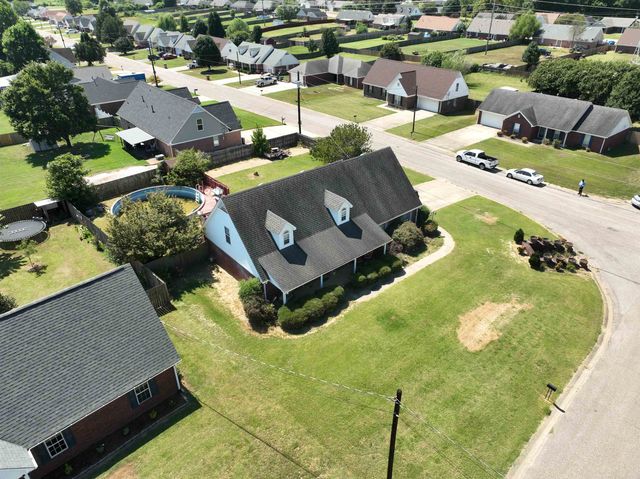 81 WOODCHASE DR, Brighton, TN 38011