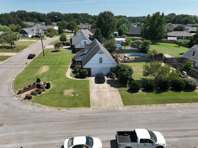 81 WOODCHASE DR, Brighton, TN 38011