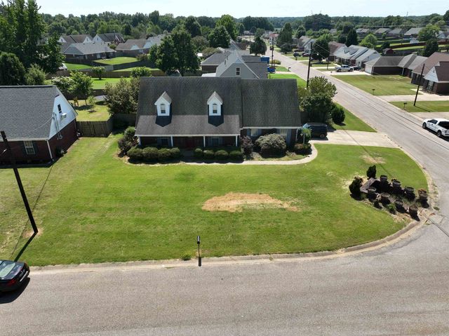 81 WOODCHASE DR, Brighton, TN 38011