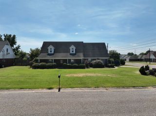 81 WOODCHASE DR, Brighton, TN 38011
