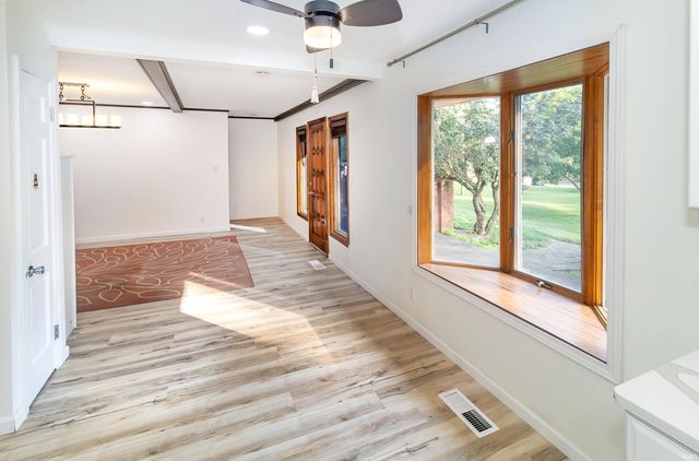 6841 Newburgh Road, Evansville, IN 47715