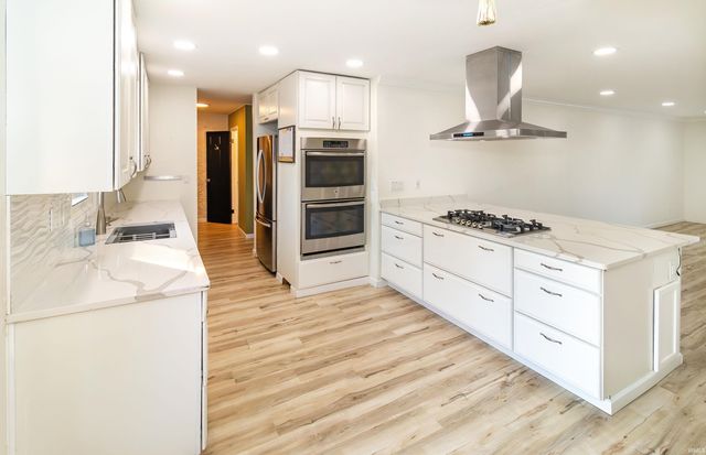 6841 Newburgh Road, Evansville, IN 47715