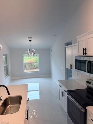 1017 Maple AVE N, Lehigh Acres, FL 33972