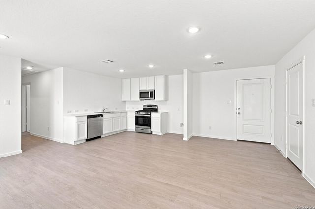 7631 India Star, San Antonio, TX 78263