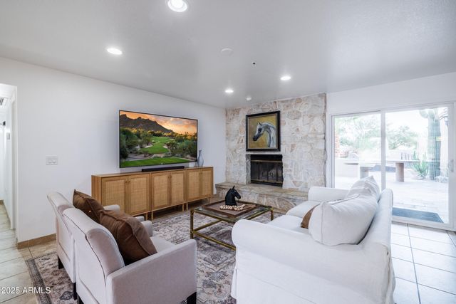 6835 E PEAK VIEW Road, Scottsdale, AZ 85266