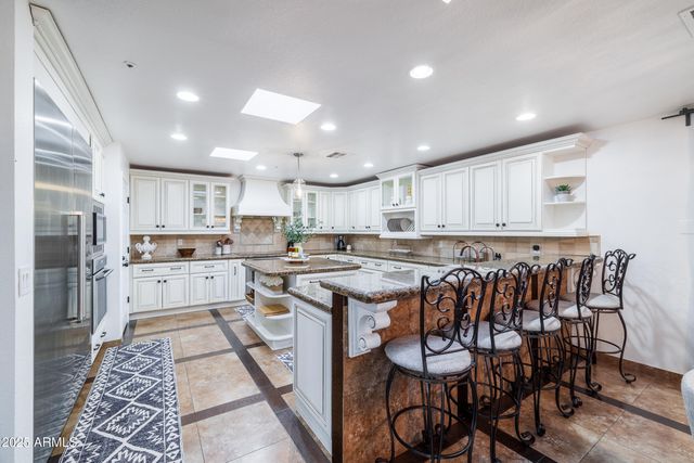 6835 E PEAK VIEW Road, Scottsdale, AZ 85266