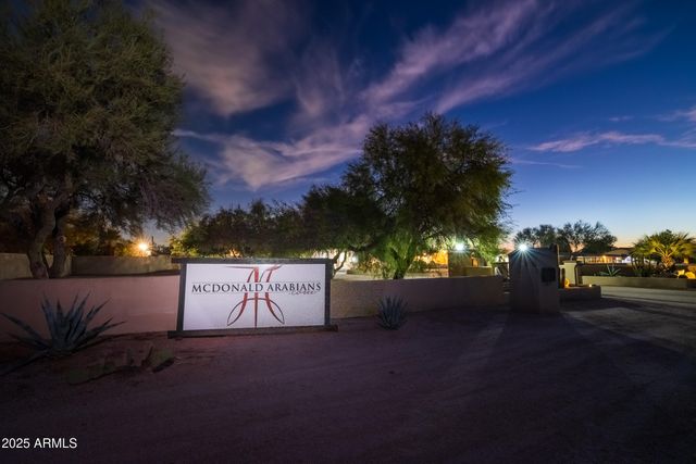 6835 E PEAK VIEW Road, Scottsdale, AZ 85266