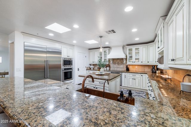 6835 E PEAK VIEW Road, Scottsdale, AZ 85266