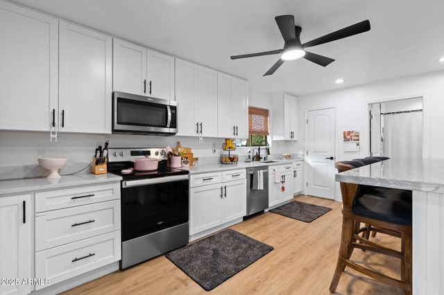 6835 E PEAK VIEW Road, Scottsdale, AZ 85266