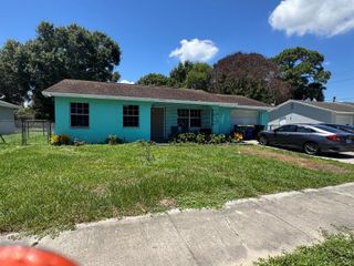 3213 Indiana Court, Fort Pierce, FL 34947