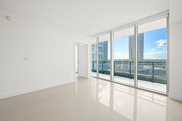 92 SW 3rd Street 1807, Miami, FL 33130