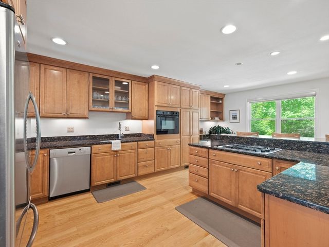 4 Quail Run 4, Acton, MA 01720