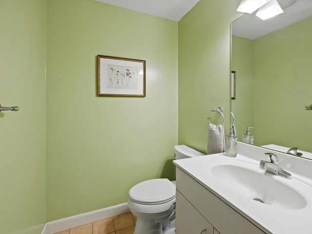 4 Quail Run 4, Acton, MA 01720
