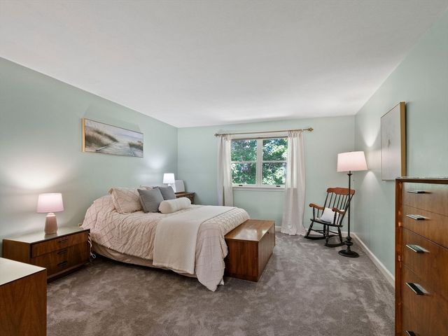 4 Quail Run 4, Acton, MA 01720
