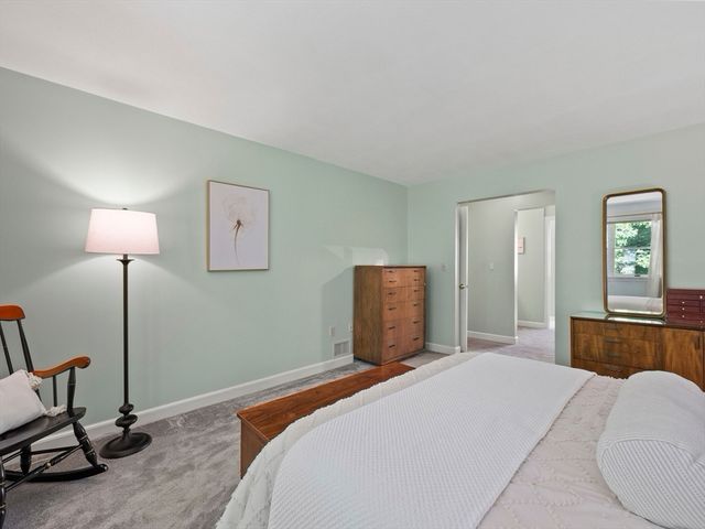 4 Quail Run 4, Acton, MA 01720