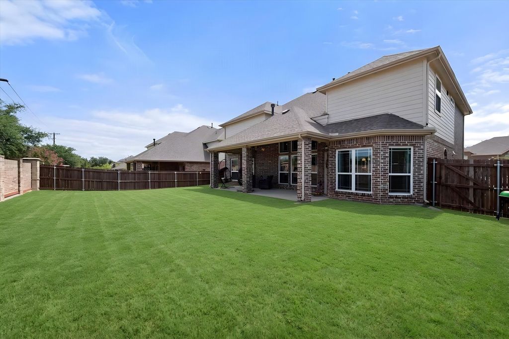 4401 De Bourgh Lane, Mansfield, TX 76063 — photo 2