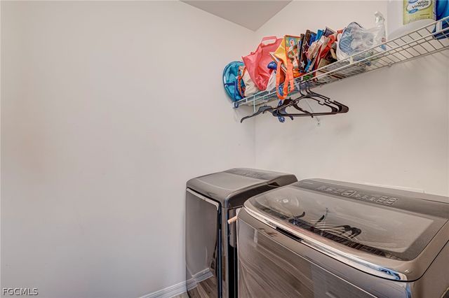 10313 Silver Pond LN, Lehigh Acres, FL 33936