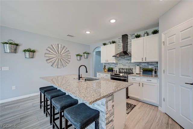 10313 Silver Pond LN, Lehigh Acres, FL 33936