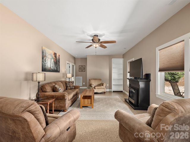 355 Johnson Drive, Canton, NC 28716