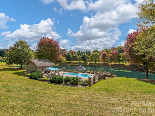 355 Johnson Drive, Canton, NC 28716