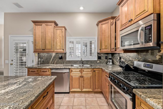 14017 W CABALLERO Drive, Sun City West, AZ 85375