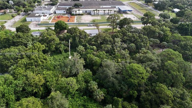 1 Tennessee Avenue, Fort Pierce, FL 34947