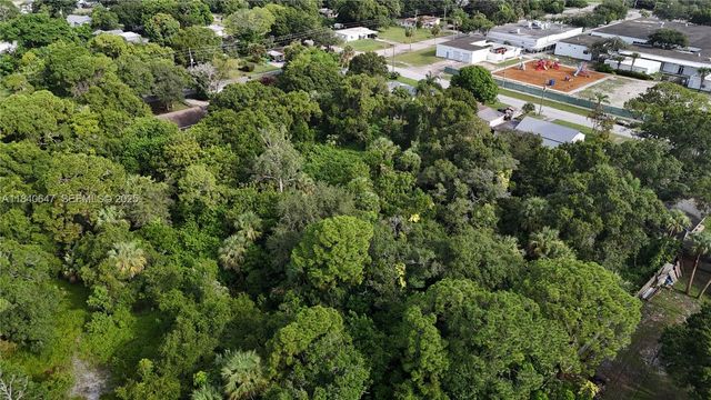 1 Tennessee Avenue, Fort Pierce, FL 34947
