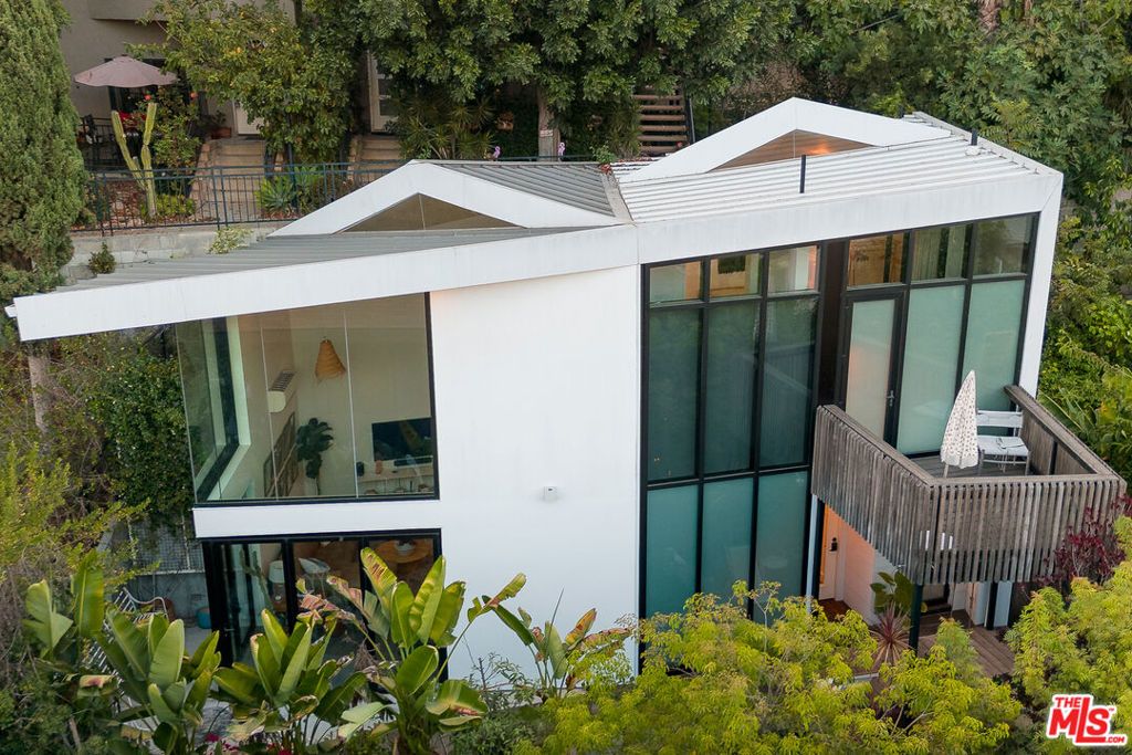 1851 Lobdell Place, Los Angeles, CA 90026 — photo 2
