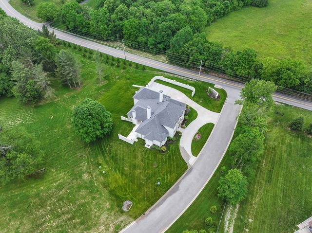 100 Lafontaine Court, Nicholasville, KY 40356