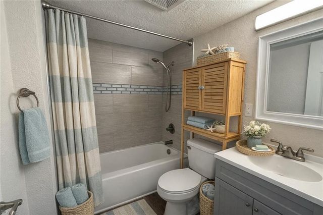 9900 Southwestern BLVD, Suffolk, VA 23437