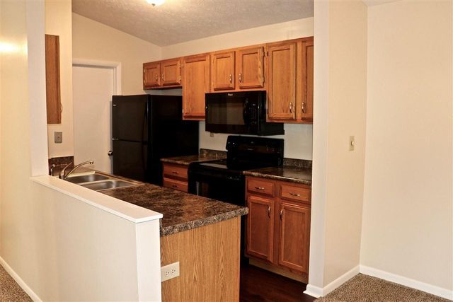 27 Rio Grande Circle, 11, Florence, KY 41042