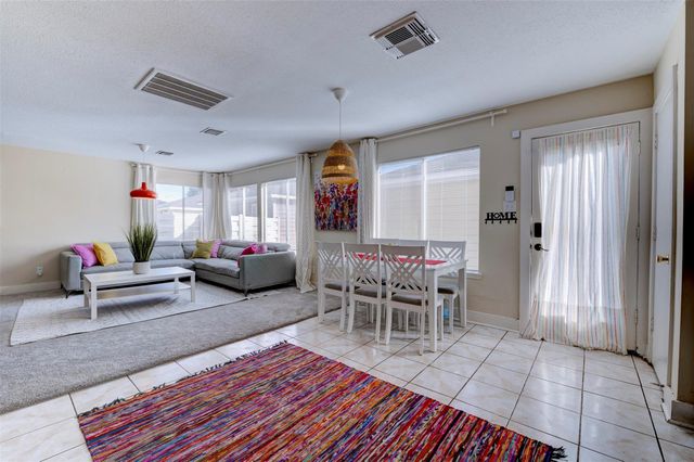 3818 E Traditions Court, Houston, TX 77082