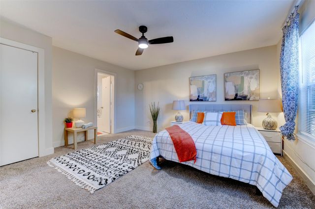 3818 E Traditions Court, Houston, TX 77082