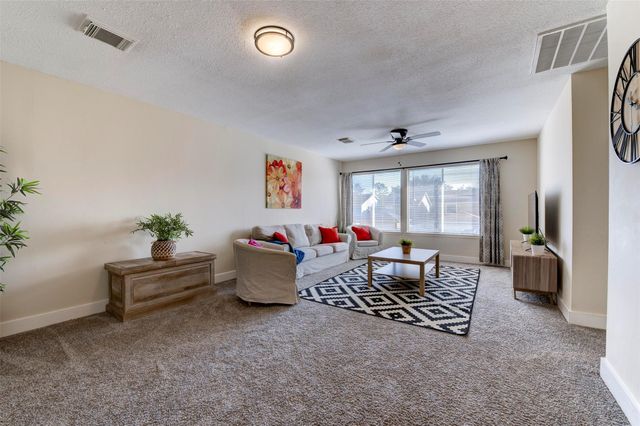 3818 E Traditions Court, Houston, TX 77082