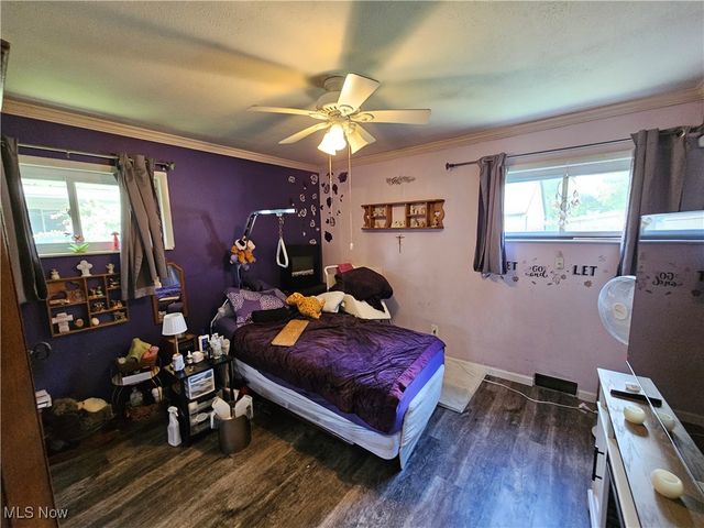 6418 Newland Road, Parma Heights, OH 44130