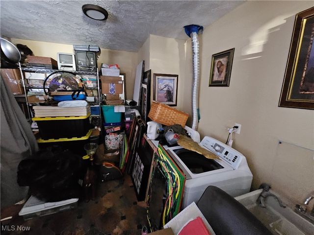 6418 Newland Road, Parma Heights, OH 44130