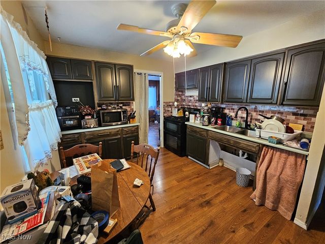 6418 Newland Road, Parma Heights, OH 44130